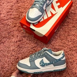 Women’s Nike dunk low